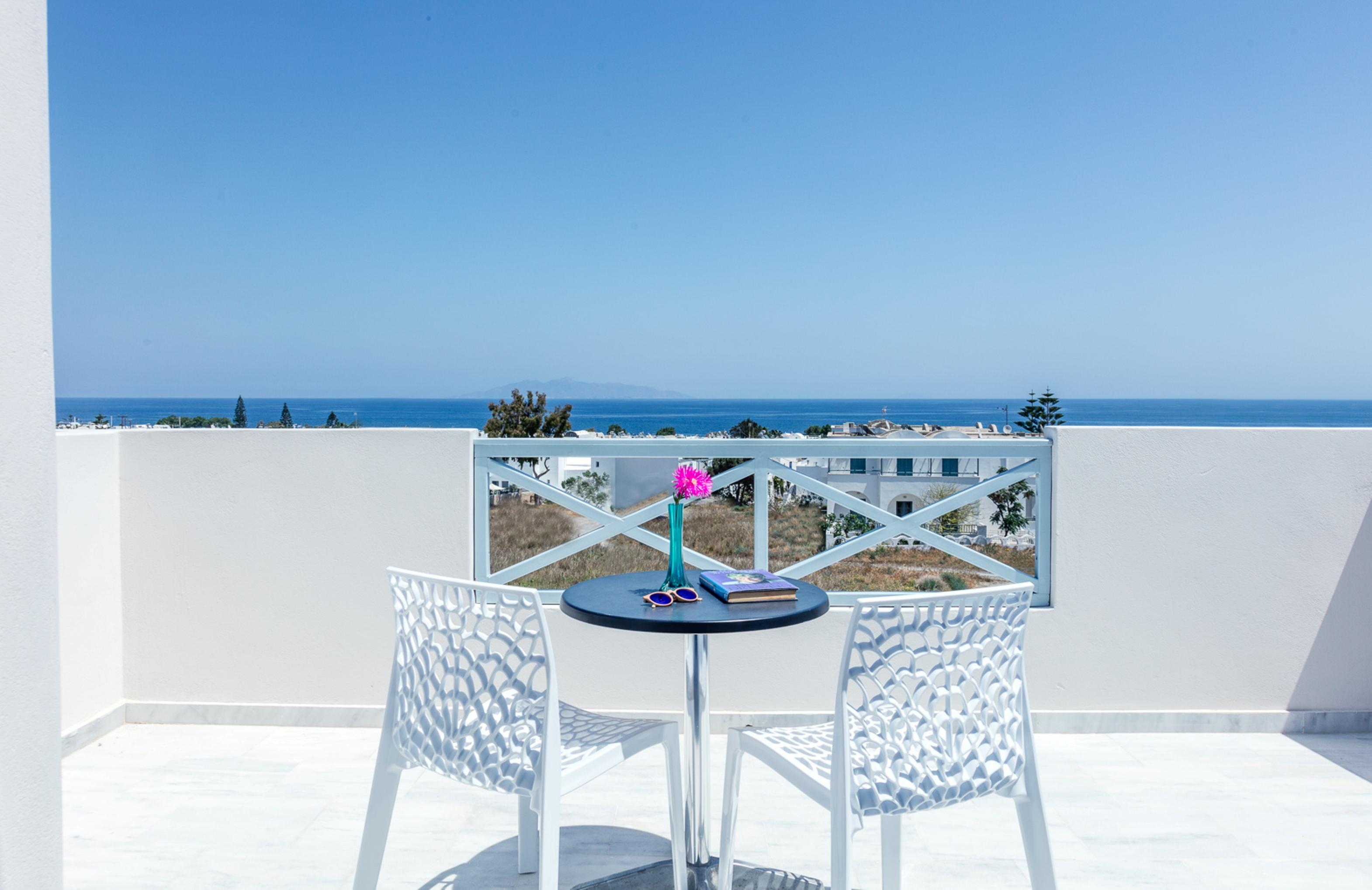 Selini Ηotel (Adults Only) Камарі Екстер'єр фото